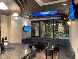 ANGEL店内2