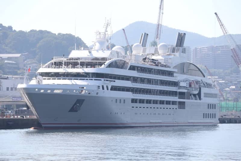 ル・ソレアル １・１万トン